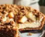 Apple Crumble Cheesecake