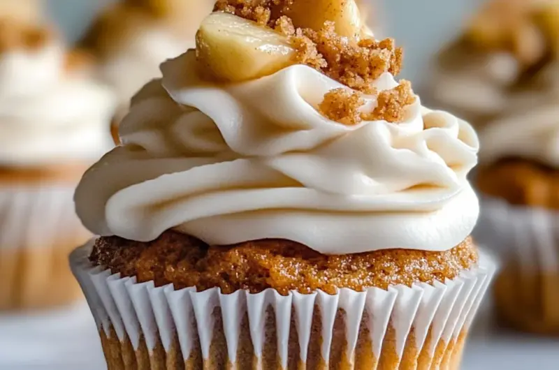 Apple Crisp Cupcakes