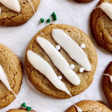 Chewy Maple Cinnamon Cookies with White Chocolate